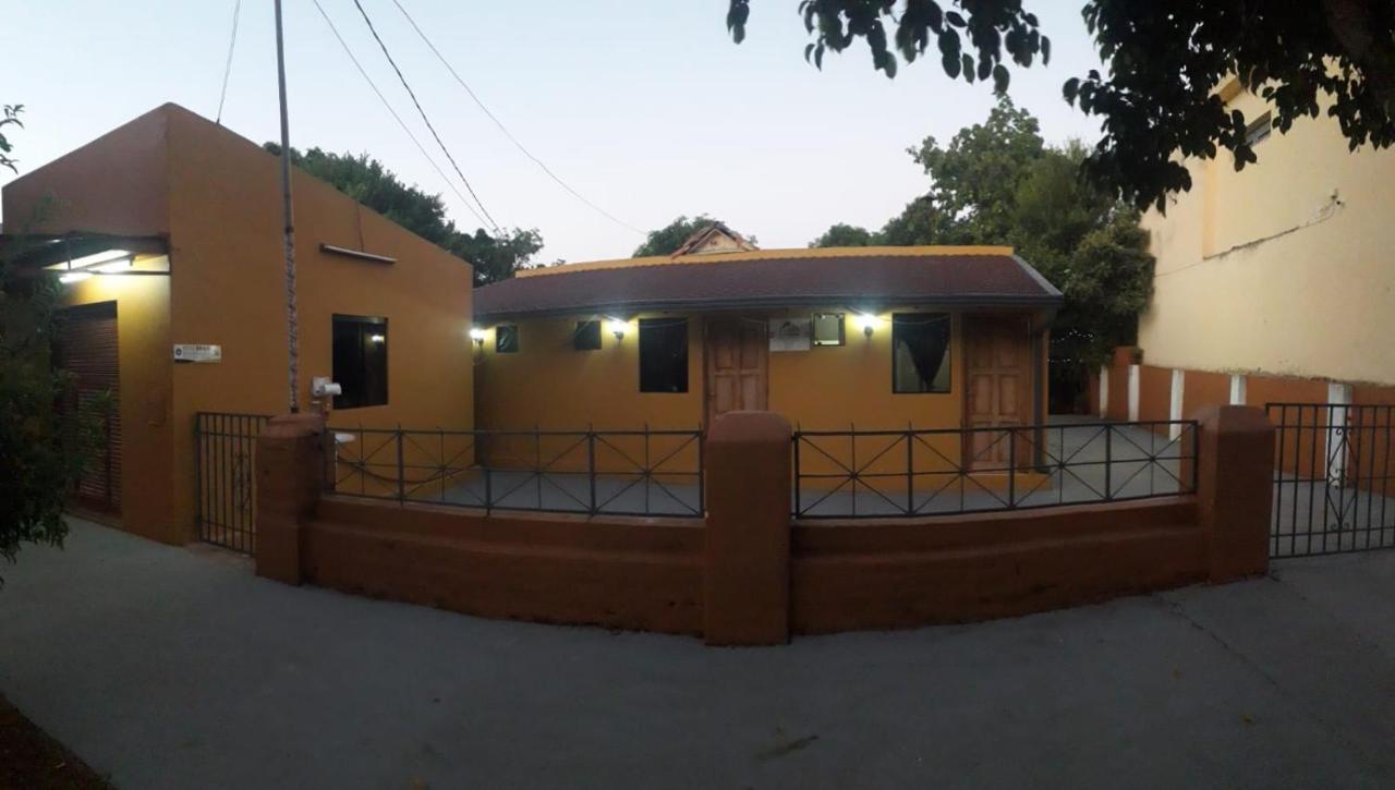 Hospedaje إنكارناسيون المظهر الخارجي الصورة